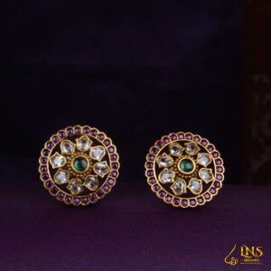 Kempu studs