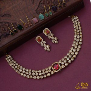 Changable stone neckset