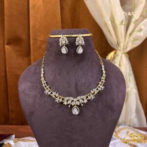 Beautiful Neckset