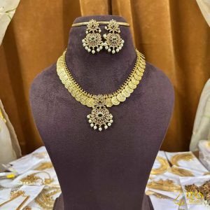Kaasu Neckset