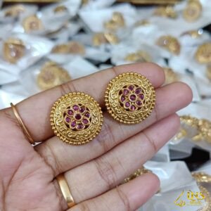 Kempu Studs