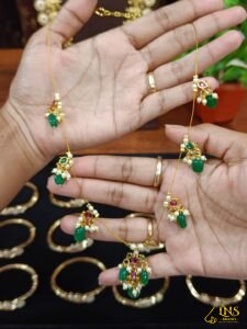 Invisible kempu Neckset