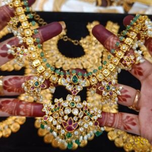 Gutthapusala Neckset