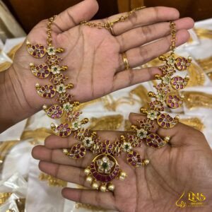 Kempu Mango Neckset