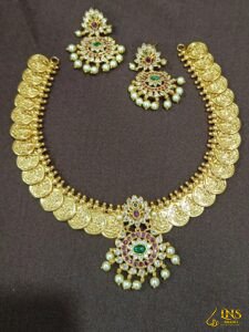 Kaasu Neckset