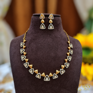 Offer Neckset